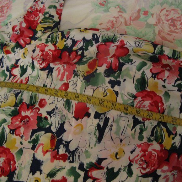 VINTAGE 80s-90s 100% SILK BLOUSE SIZE SMALL - Picture 6 of 7